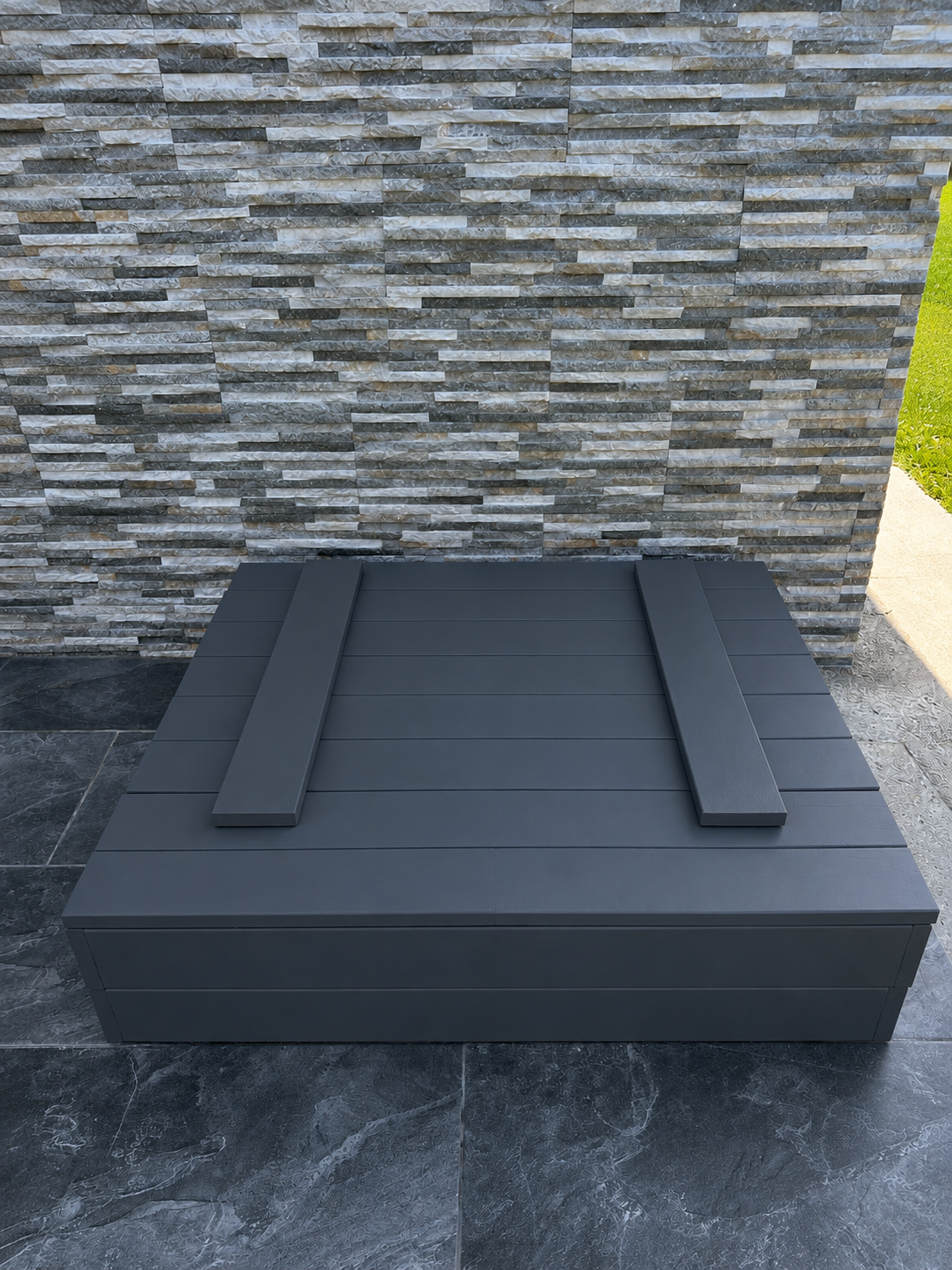 Cutia de nisip NIVRO (Sandbox) – naturală, durabilă, estetică
